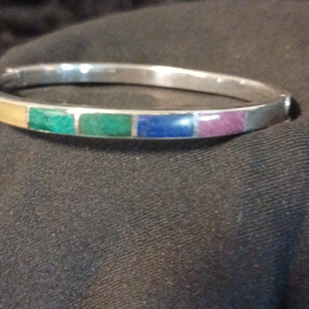 Multicolor Inlay Bangle Bracelet - Picture 3 of 4